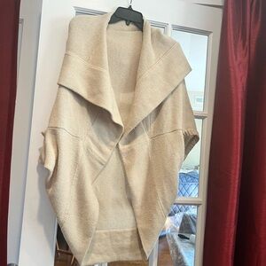 Do everything in love tunic sweater